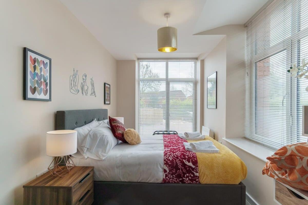 2 Bedroom Modern Apartment In Mánchester Exterior foto